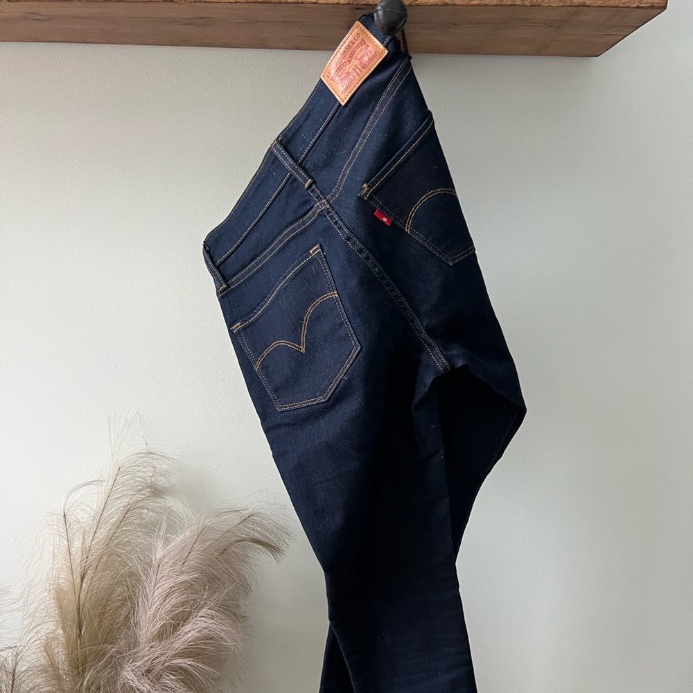 Levi’s 721 high rise skinny